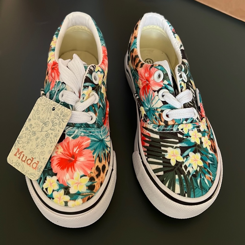 NWT Mudd Girls Shoes - toddler size 11